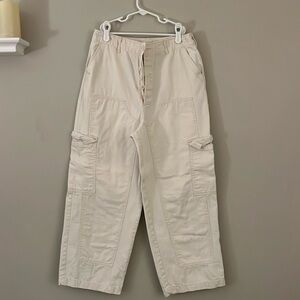 off white cargos with hidden buttons, 6 pockets
